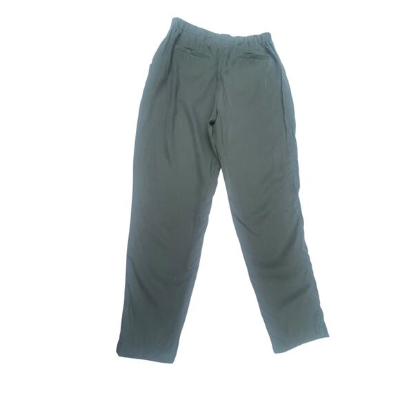 Vetta Capsule The Tencel Tapered Pant in Olive - Size XS - Picture 15 of 16